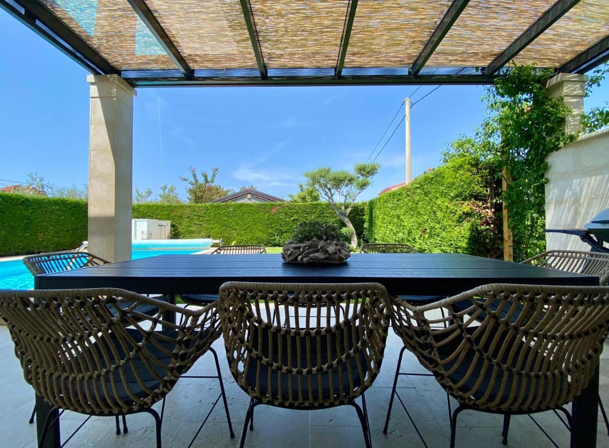 Villa Divina With Private Heated Pool Пула Екстер'єр фото